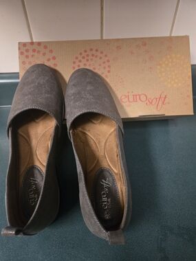 Eurosoft Women's Gray Slip-On Comfort Loafers